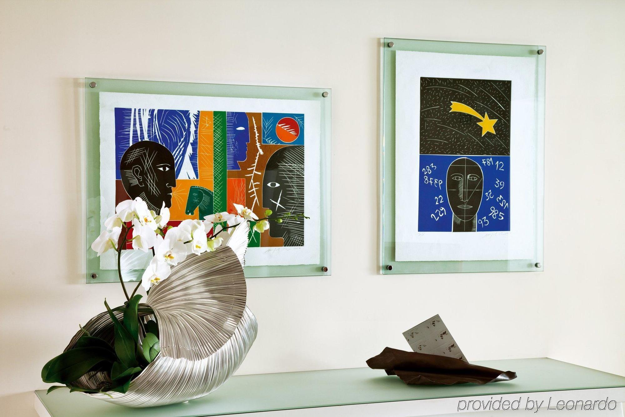 Grand Hotel Vesuvio Νάπολη Εσωτερικό φωτογραφία A pair of acrylic prints