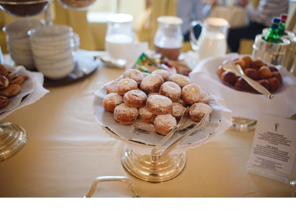 Grand Hotel Vesuvio Νάπολη Εξωτερικό φωτογραφία Poffertjes