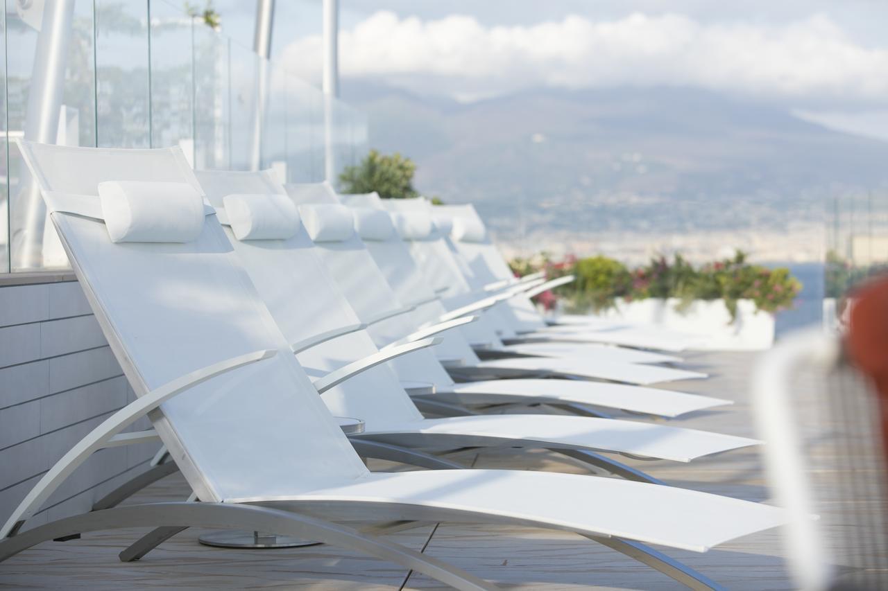 Grand Hotel Vesuvio Νάπολη Εξωτερικό φωτογραφία The 180°