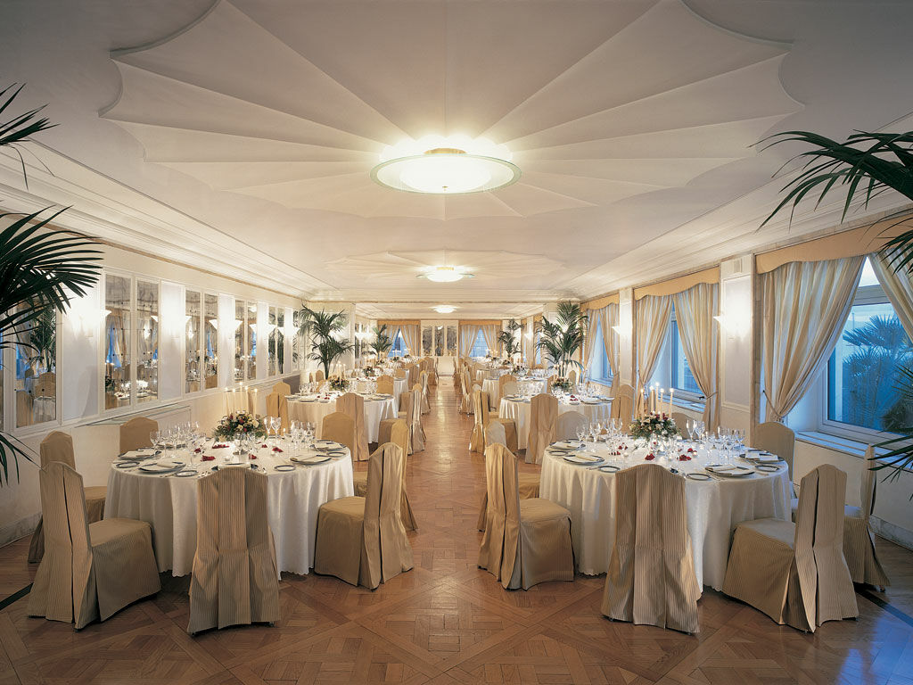 Grand Hotel Vesuvio Νάπολη Εξωτερικό φωτογραφία The ballroom